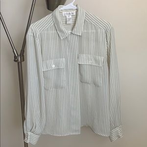 Jones New York button down shirt